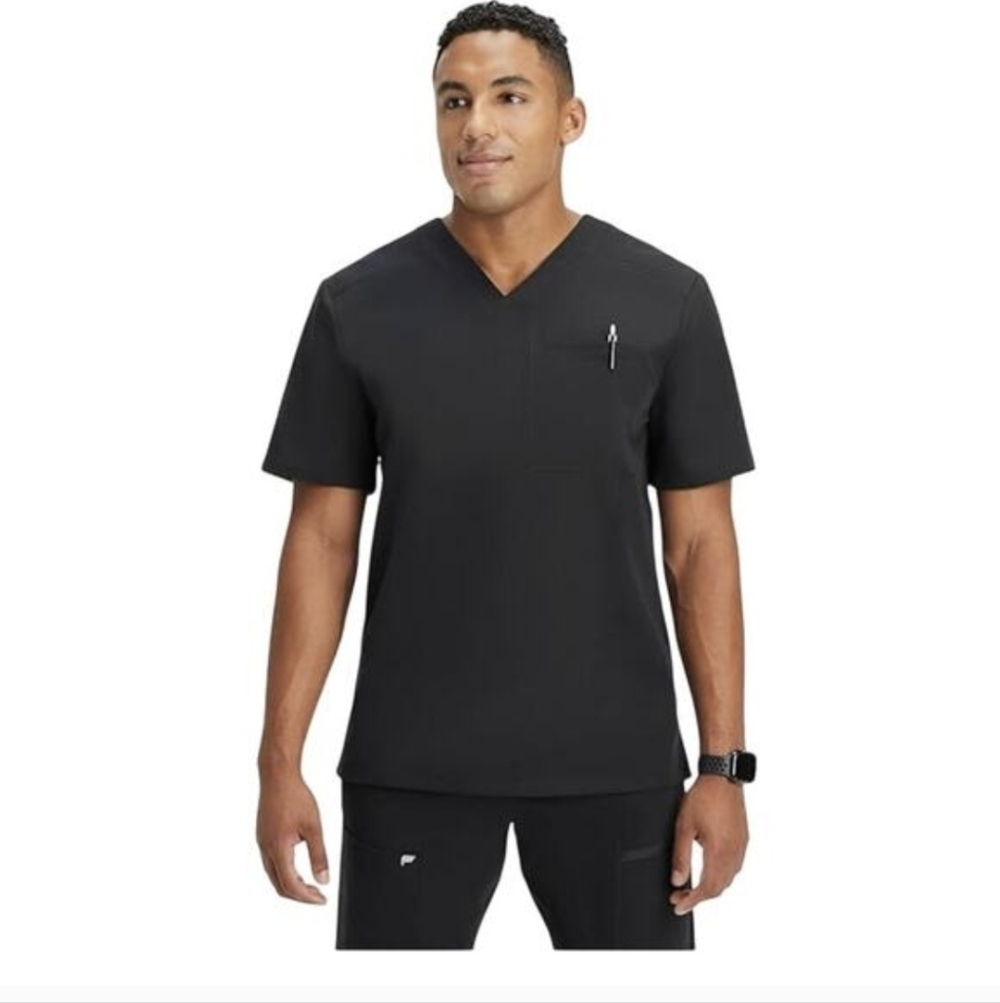 New Fabletics Men's Helix One Pocket Scrub Top Size 3X